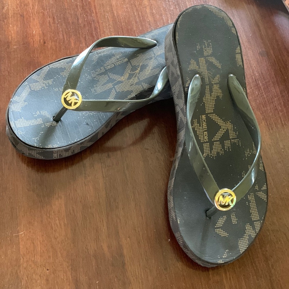 Michael Kors flip flops